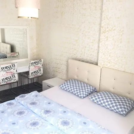 Royal Tuyap Apartment *